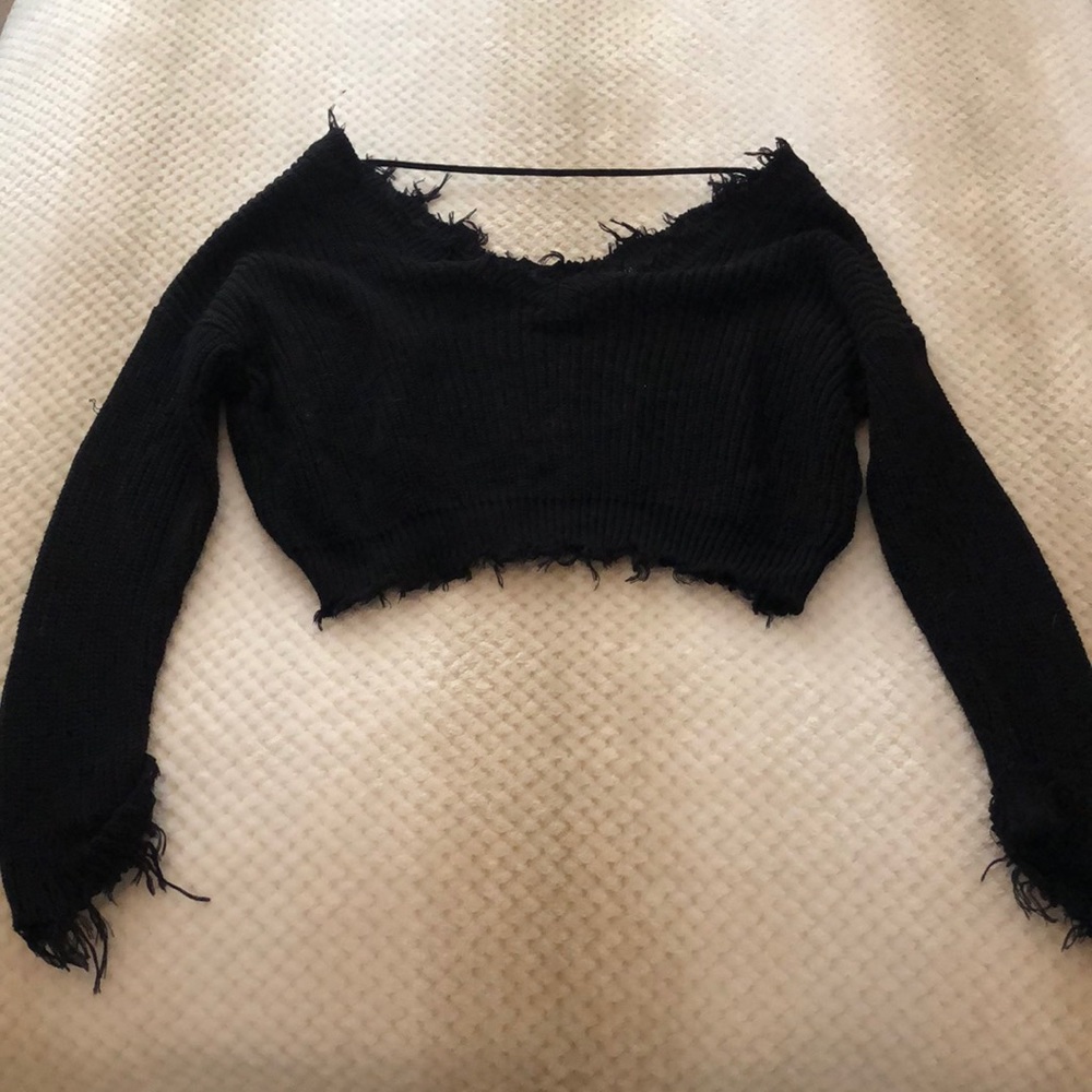 Black cropped sweater